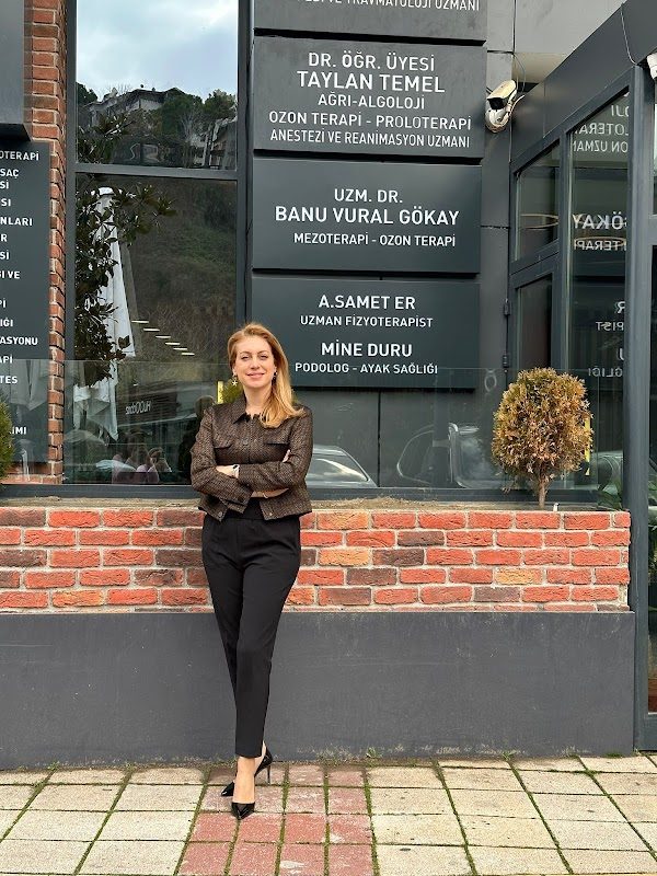 Dr. Banu Gökay - Estetik