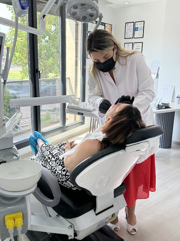 Dr. Hilal Özsoy - Estetik