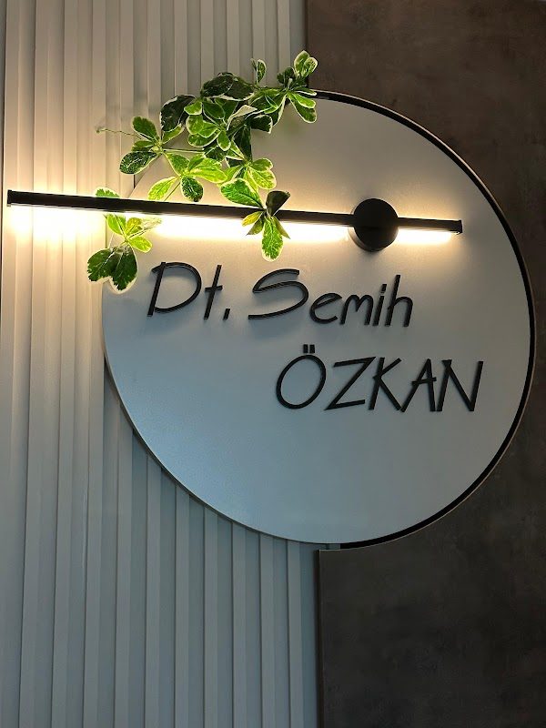 Dt. Semih Özkan - Estetik