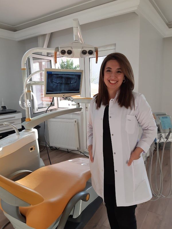 Dt. Sevgi Uçar - Estetik
