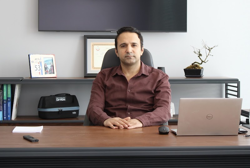 Op. Dr. Emin Tunçkaşık