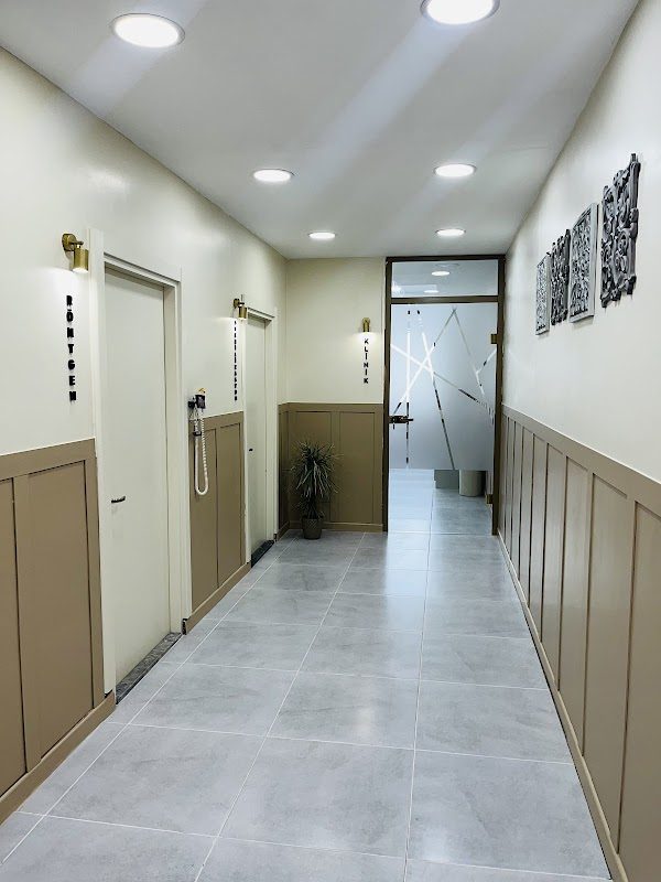 Dt. Zehra Altıntaş - Estetik