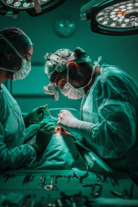 Dr. Umur Akıner