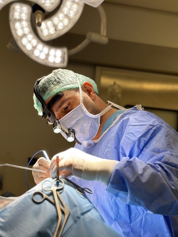 Dr. Burak Erkmen - Estetik