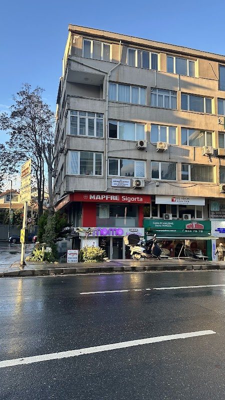 Dt. Büşra Tekin - Estetik