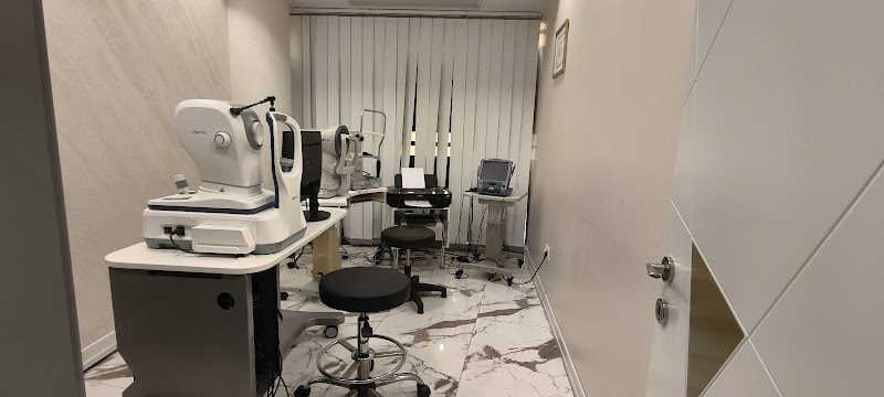 Dr. İlker Yalçın