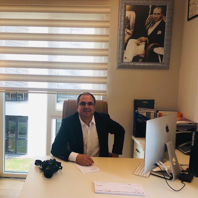 Dr. Ümit Çakır