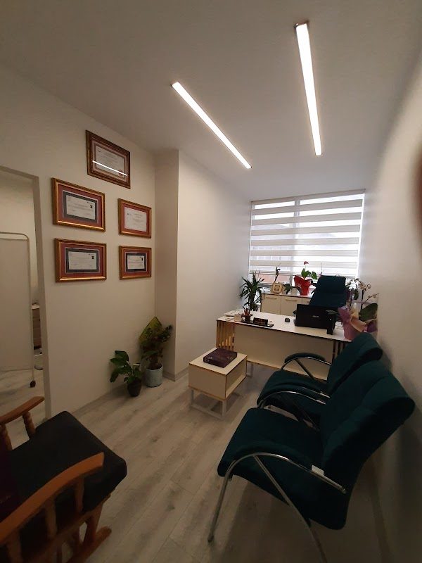 Dr. Gökçen İlhan