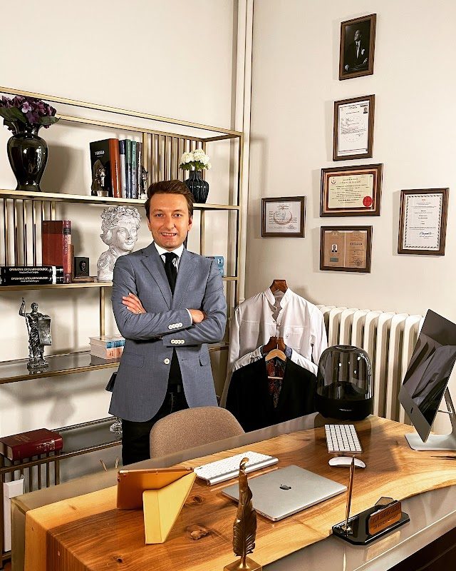 Dr. Erhan Gezer - Estetik