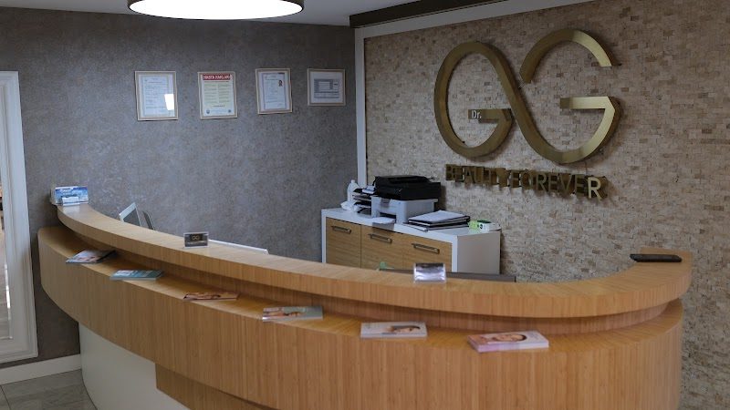 Dr. Gökhan Gökler - Estetik
