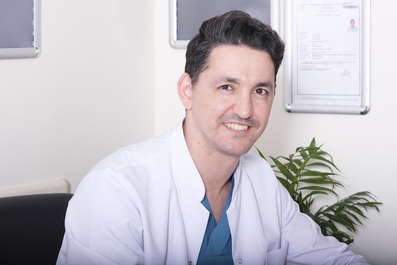 Dr. Barış Çokay