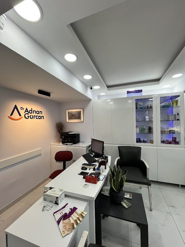 Dr. Adnan Gürcan - Estetik