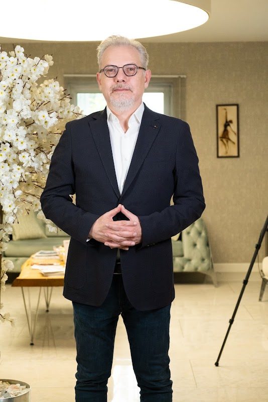 Dr. Gökhan Gökler