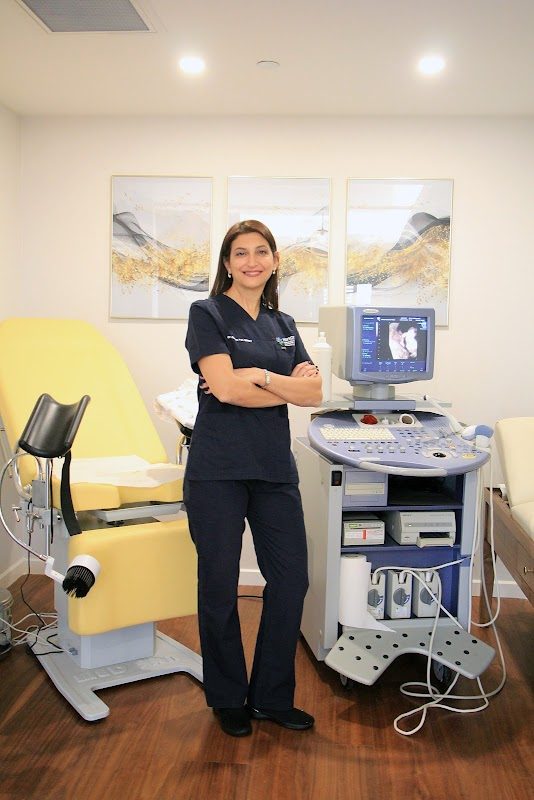 Dr. Burçak Dönmezer - Estetik
