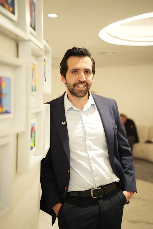 Dr. Mesut Karataş - Estetik
