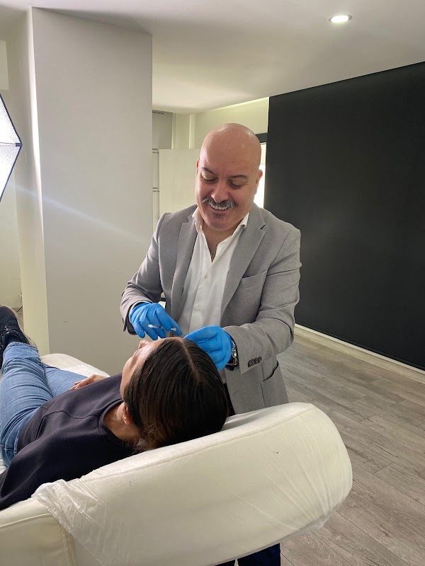 Dr. Gökhan Özerdem - Estetik
