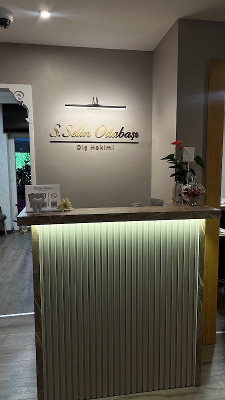 Dt. Selin Odabaşı - Estetik