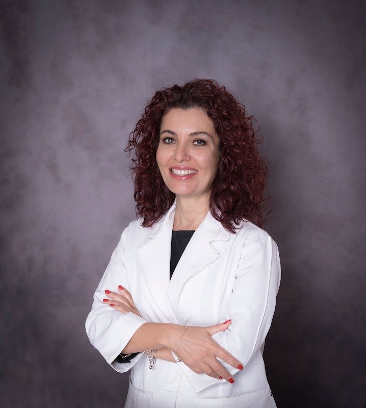 Dr. Ayşegül Girgin - Estetik