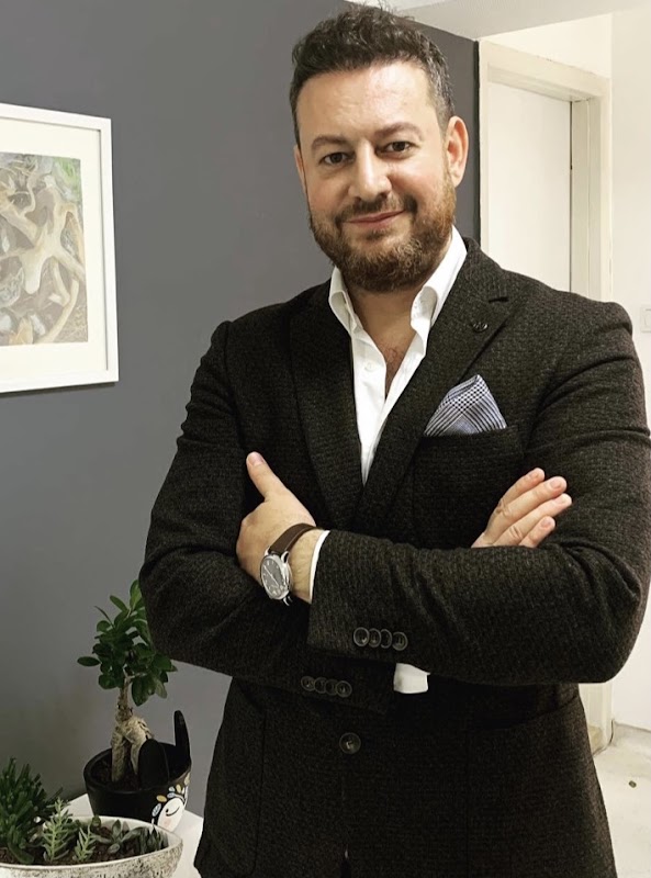 Op. Dr. Mustafa Öksüz