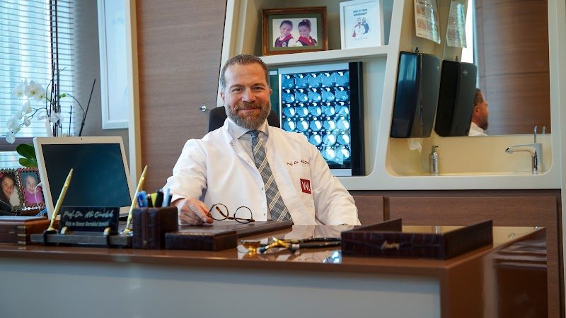 Dr. Ali Civelek - Estetik