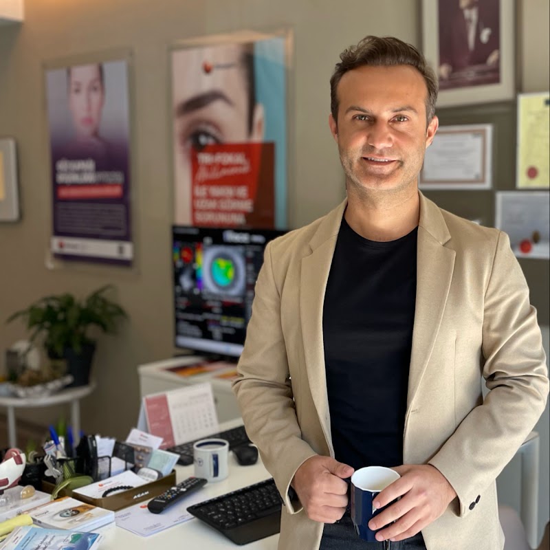 Doç. Dr. Deniz Kılıç